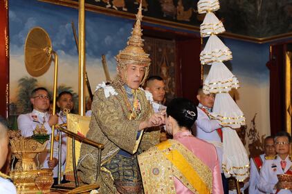 La Thailandian celebra l'incoronazione del re 7