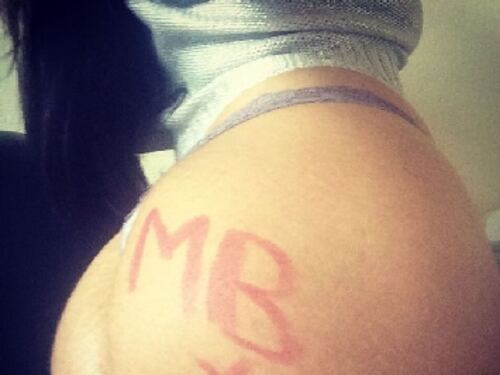 Notte di sesso con Balotelli. Lui la scarica e lei si vendica con una foto