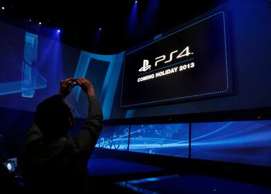 Presentata la Ps4 16