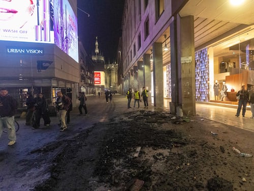 Piazza buona e cattiva? La solita Litania