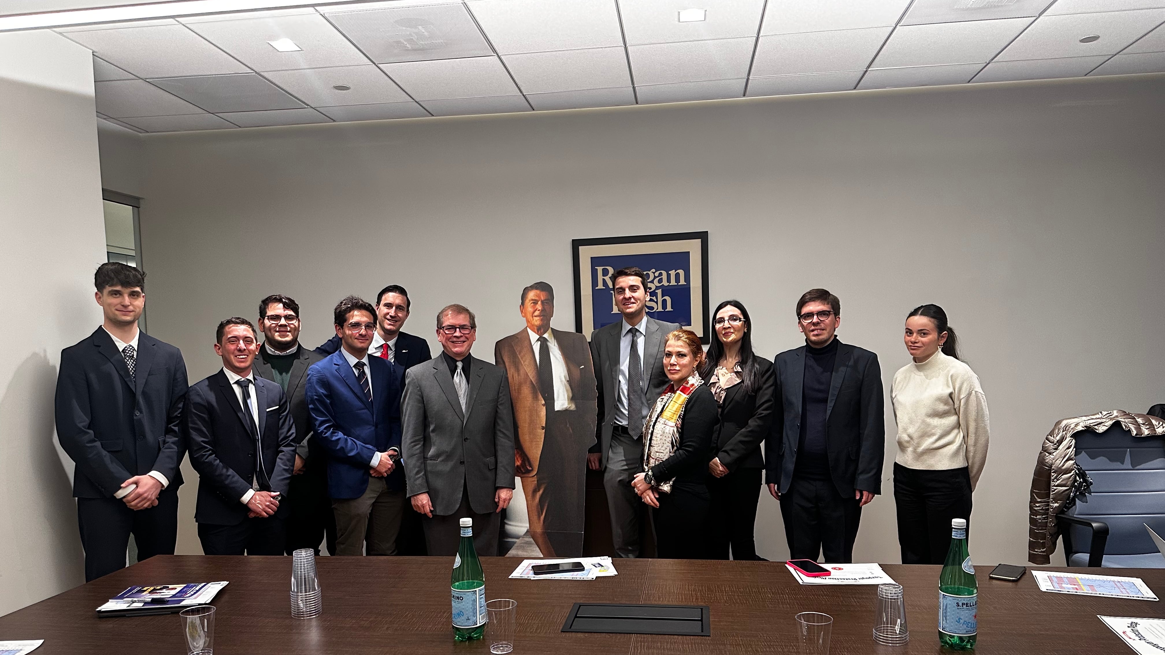Dentro l’America conservatrice, il viaggio de Il Giornale tra think tank, Casa Bianca e sfida all’Occidente liberal