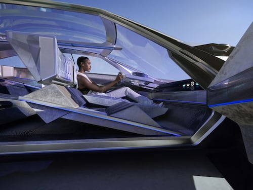 Peugeot Inception, la concept che anticipa il futuro elettrico