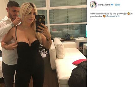 Wanda Nara bollente in una notte d'estate  14
