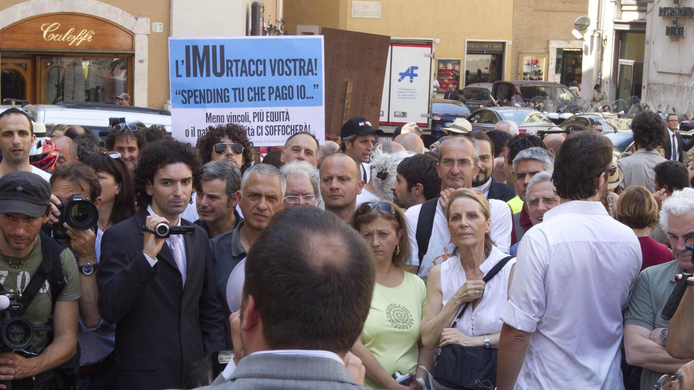 Grillini, flop in piazza e nuove purghe