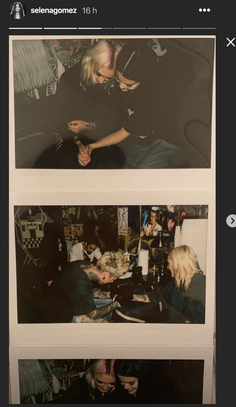 Il bacio "saffico" di Selena Gomez 6