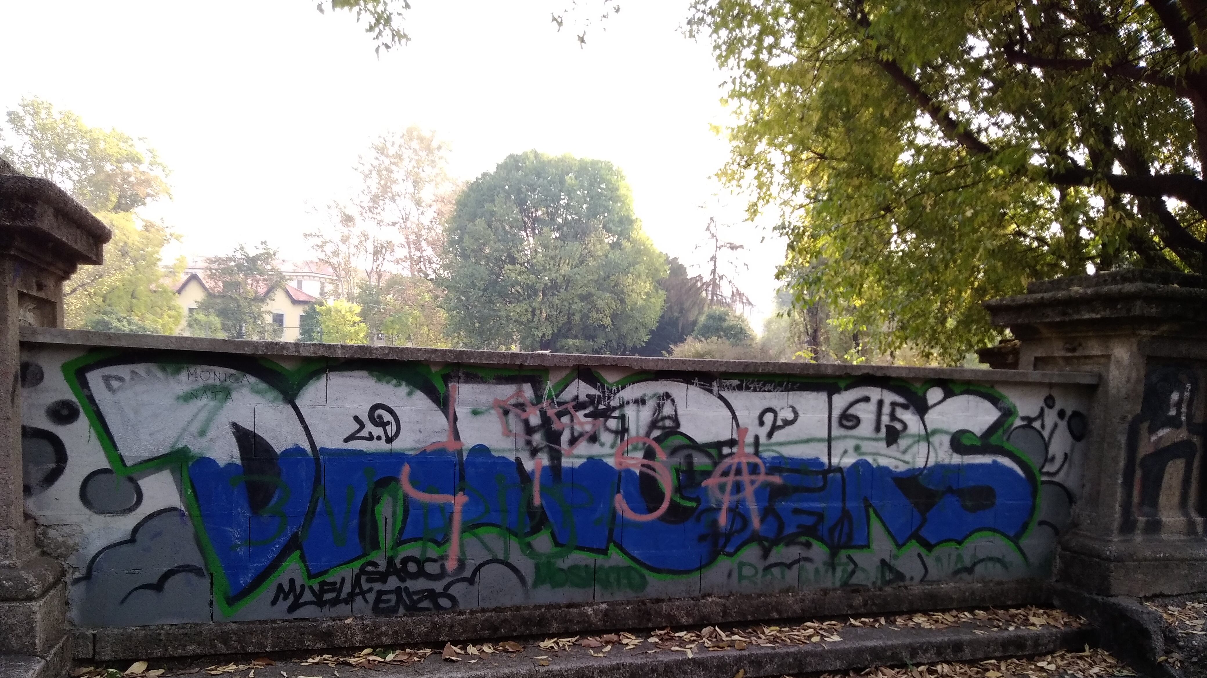 Milano come il Bronx negli anni '80: le gang dilagano sul territorio