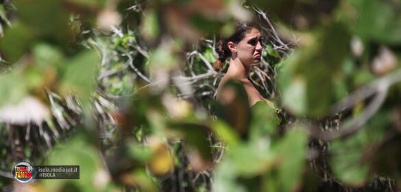 Cecilia Rodriguez nuda all'Isola dei Famosi 5