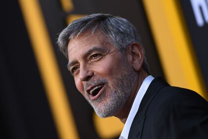 Heorge Clooney e Amal per la premier di "Catch-22"  4