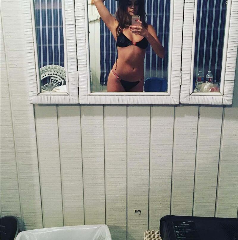 Selena Gomez sempre più sexy per GQ 17
