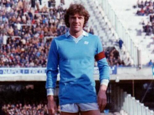 Quando il Napoli andò a prendersi Ruud Krol all'aeroporto di Vancouver