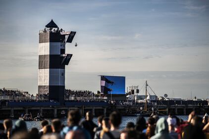  I tuffi da 27 metri della Red Bull Cliff Diving World Series 2019 4