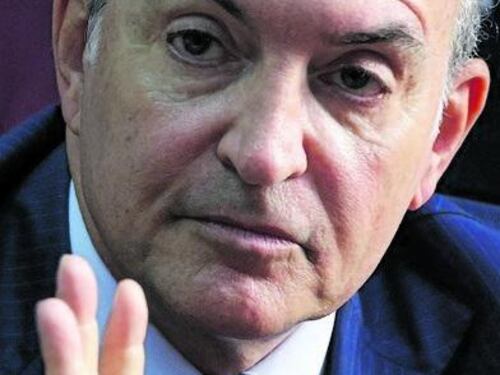"I giovani di Napoli schiavi della Camorra. Troppe armi facili, la violenza un valore"