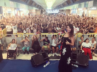 Cristina D'Avena sexy al mare  8