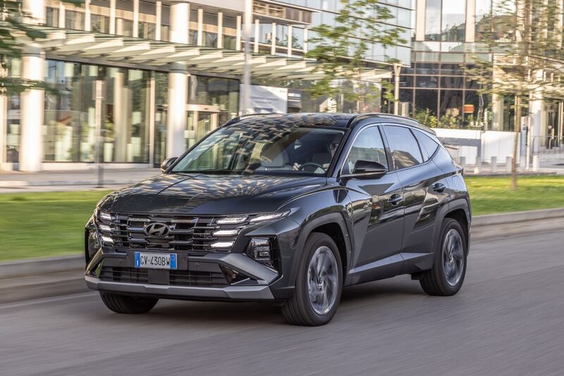 Hyundai Tucson 2024, guarda tutte le foto 2