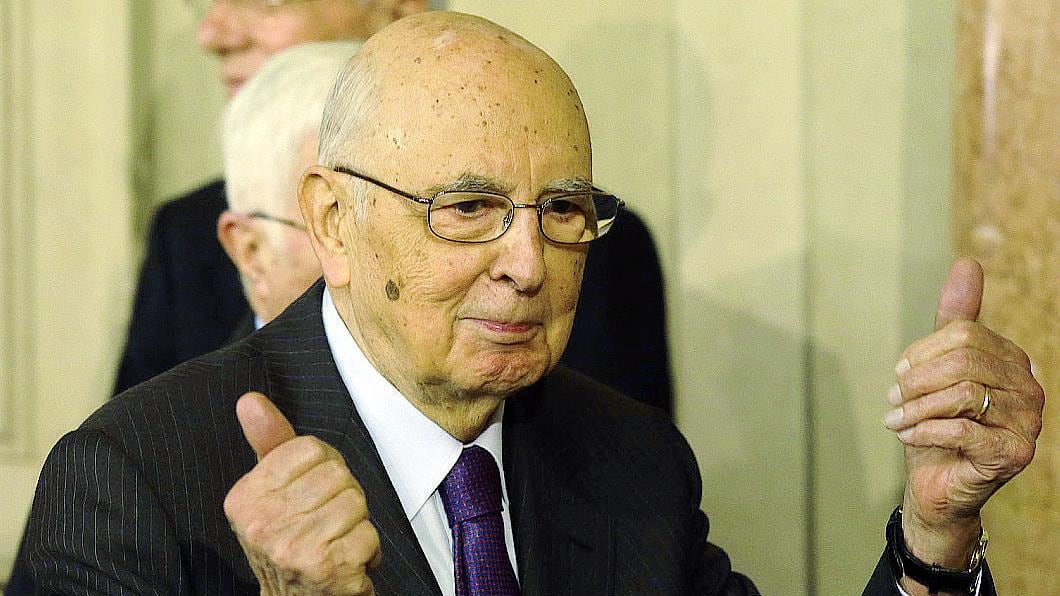 L'ultima minaccia di Napolitano: "Darò ancora il mio contributo"