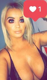 Jane Park, le immagini della sexy milionaria 12