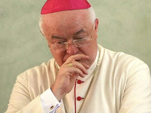 Pedofilia, rinviato a giudizio dal tribunale vaticano l'arcivescovo Wesolowski