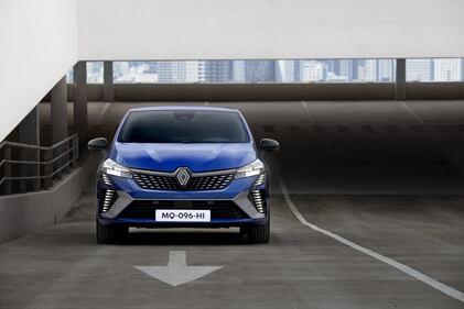 Renault Clio 2023: guarda le foto del nuovo restyling 1