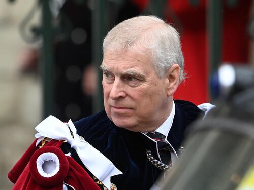 Il principe Andrea potrà restare al Royal Lodge, ma a una condizione