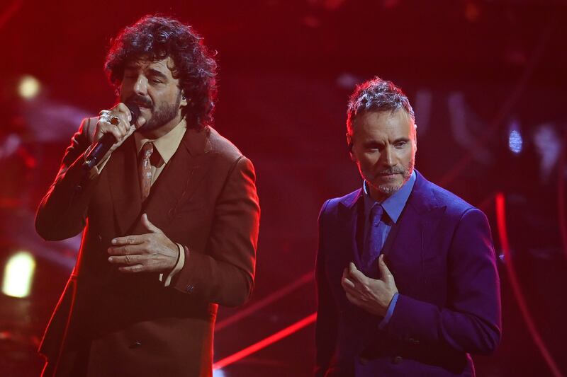 Sanremo 2024: ecco il look della seconda serata del Festival di Renga e Nek 2