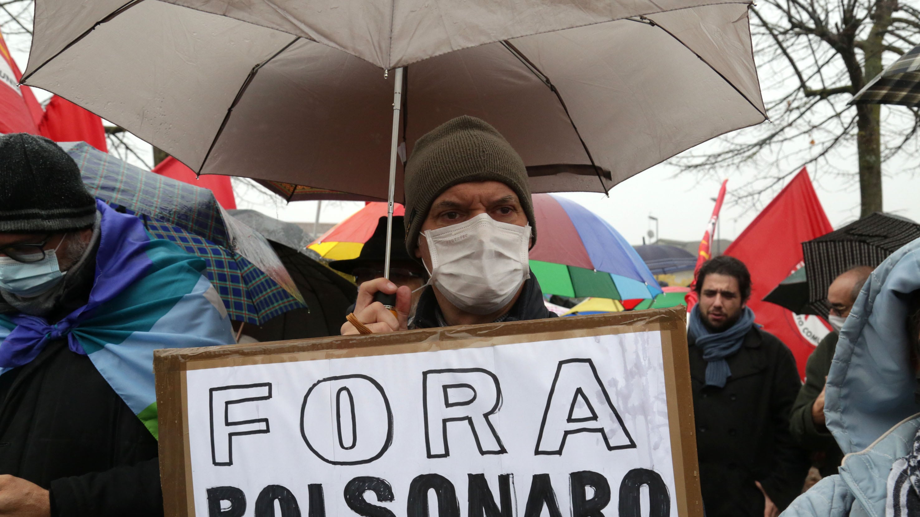 Bolsonaro "torna" in Veneto. Contestato dai centri sociali