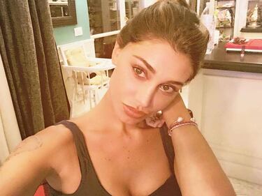 Belen Rodriguez e Stefano De Martino, le foto sospette su Instagram 19