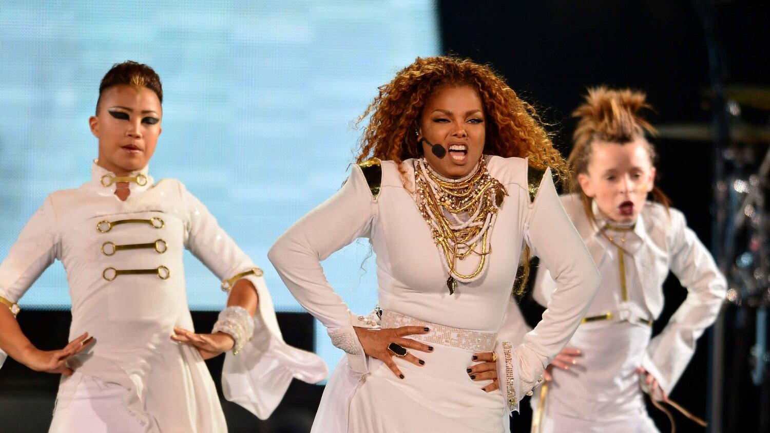 Janet Jackson convertita all'Islam: tour con coreografie e abiti "casti"