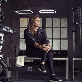 Caitlyn Jenner, ecco il nuovo volto della collezione H&M Sport 2016: foto 1