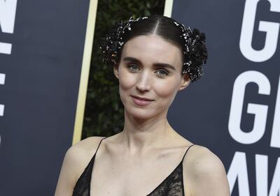 Golden Globes 2019, i look più sexy in foto 7
