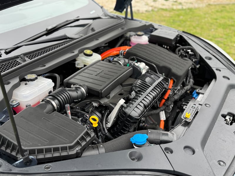 BYD Seal 6 DM-i Touring: guarda tutte le foto 14