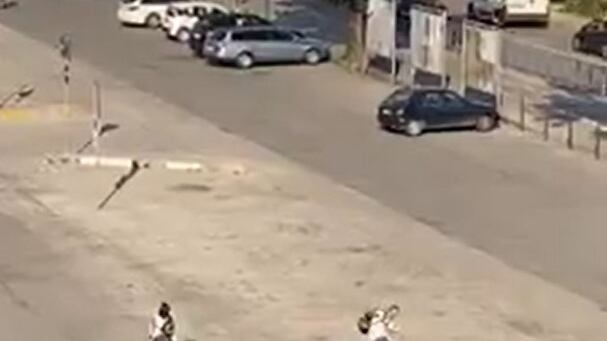 Difende una ragazza da botte, pestato a sangue da pregiudicato straniero