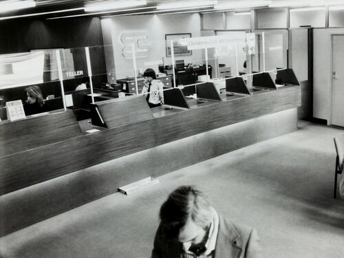Conto corrente cointestato, blocco, chiusura e successione: cosa succede se uni dei titolari muore