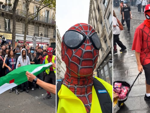 Da Parigi a Torino, le piazze si riempiono di Spider-Man. Ecco perché i manifestanti si nascondono dietro la maschera
