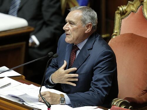 Grasso dà via libera a 19 voti segreti. Dal Pd emendamenti per "sminare"