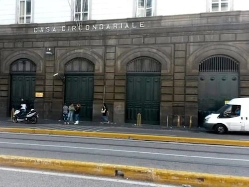 Smartphone e hashish: il ritrovamento in carcere tra i detenuti 'modello'