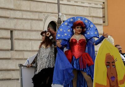 Il Gay Pride sfila per le strade di Roma 6