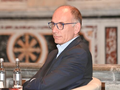 Letta abbandona i grillini. "Sì al dl Aiuti o è Sarajevo"