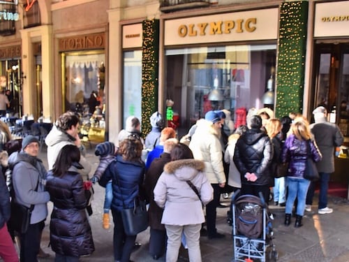 I grandi affari online di un weekend di shopping
