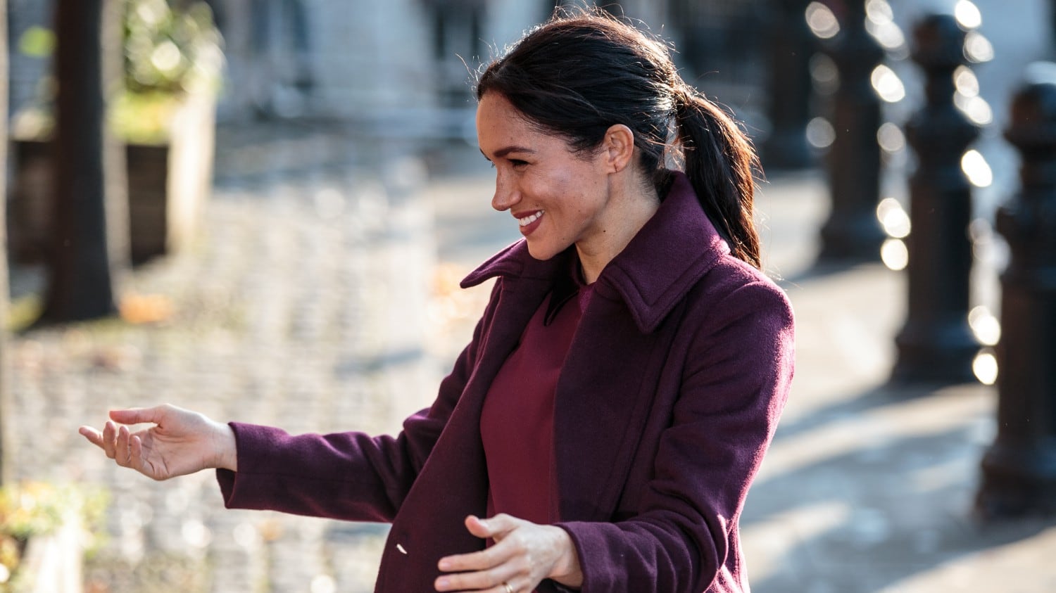 Samantha Markle: su Twitter battute noir su Meghan Markle