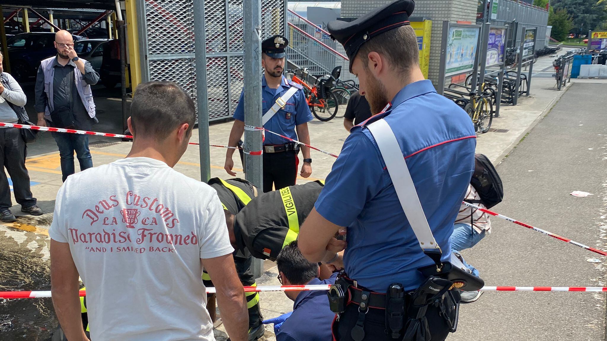 "Il killer e sua madre si informarono sulle telecamere". I dubbi sull'aiutante di Impagnatiello