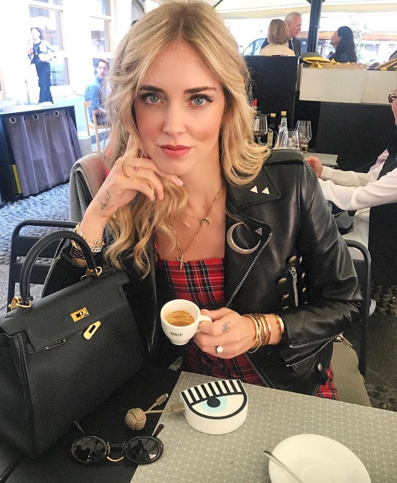 Chiara Ferragni sexy in rosa 4