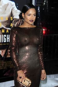 Christina Milian sul red carpet sfoggia un look provocante 6