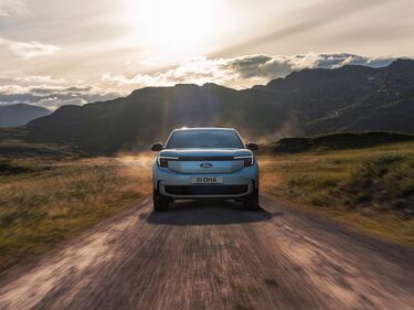 Le foto del nuovo Ford Explorer 2023 10