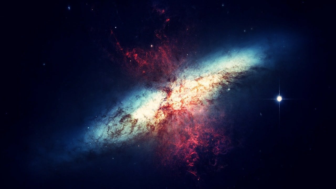 L'Universo si sta espandendo, ma senza occupare altro spazio
