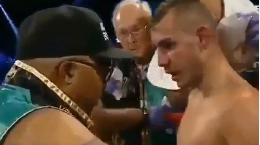 Boxe in lutto per la morte di Dadashev. Il suo coach: "Max, getta la spugna"