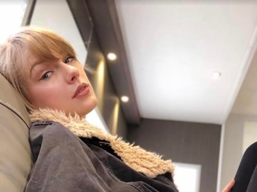 Taylor Swift rinuncia al tour mondiale: "Sono accadute cose molto serie nella mia famiglia"