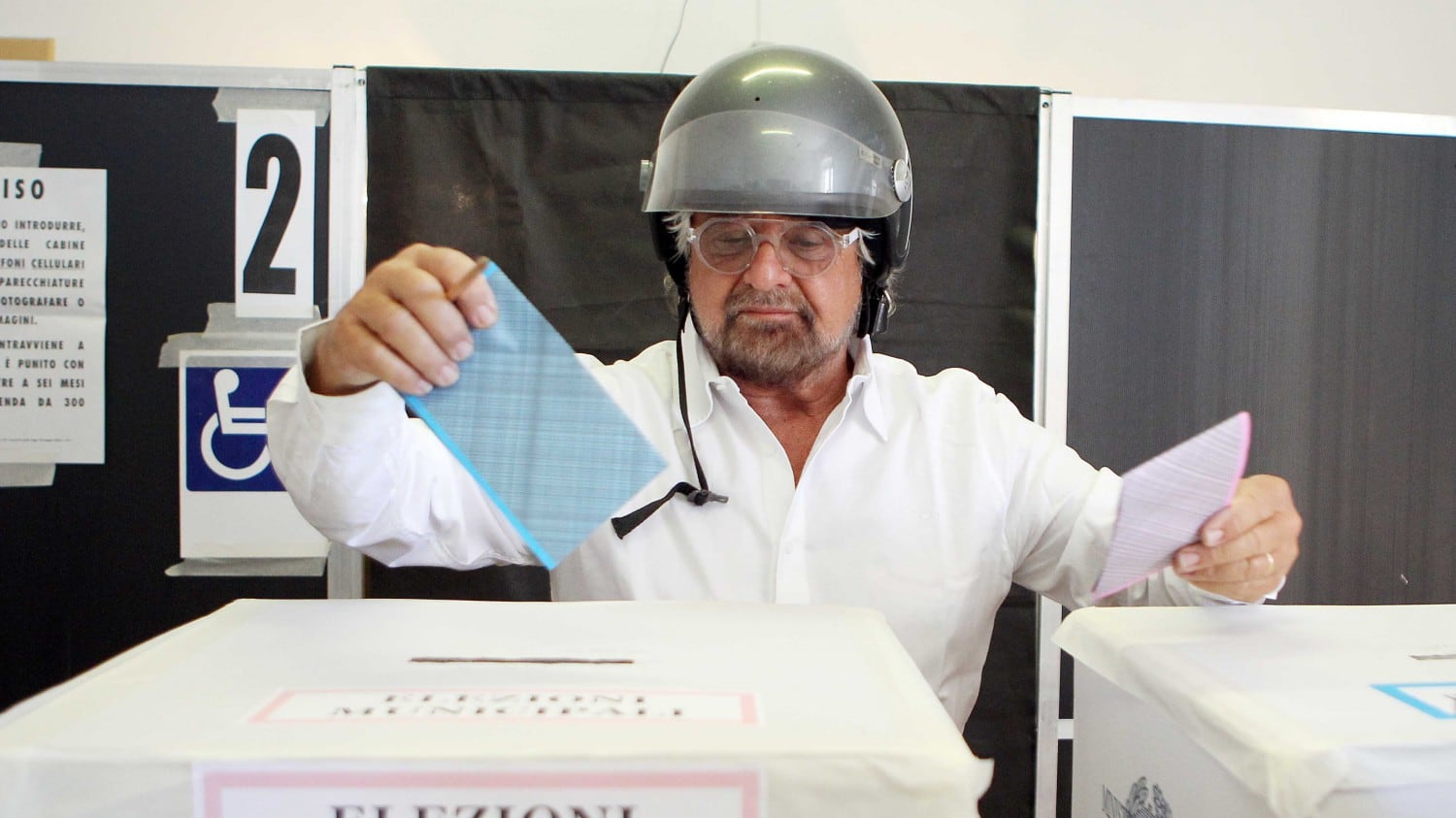 Grillo espulso dai Comuni: non supera il primo turno