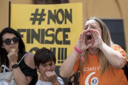 Decreto Vaccini, la protesta dei no-vax davanti a Montecitorio 2