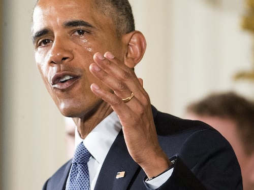 Armi, Obama vara il piano: "Basta stragi, più controlli"