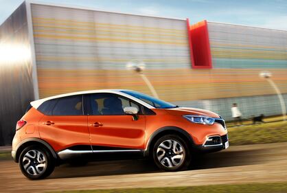 Captur: nasce l’urban crossover di Renault 5